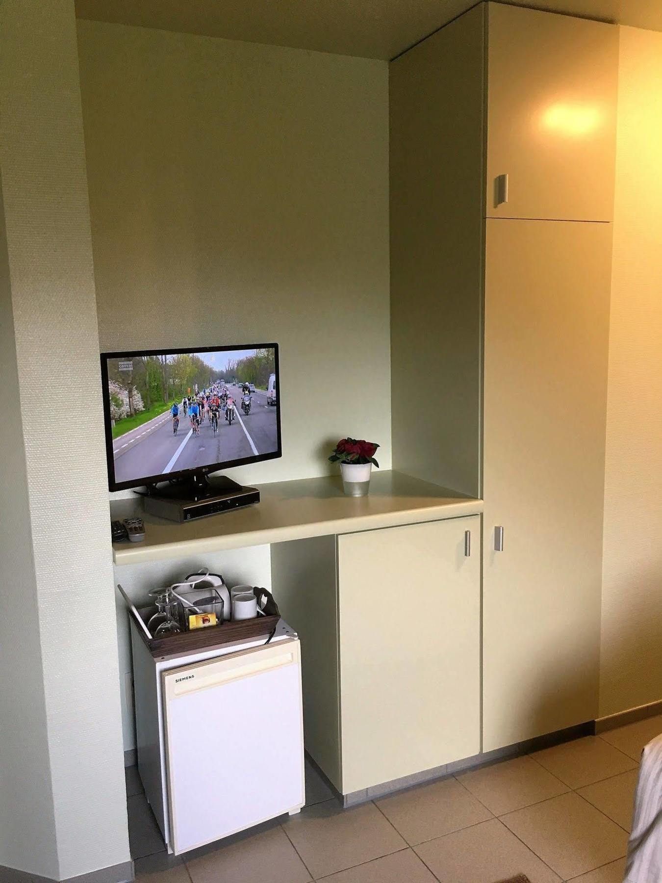 特尔尼尔住宿加早餐旅馆 尼乌波特 外观 照片